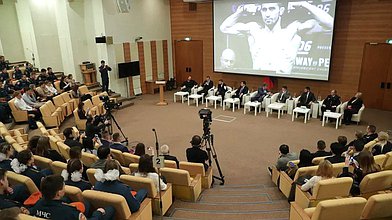 Круглый стол на тему: «Здоровый образ жизни — основа благополучия российской нации»