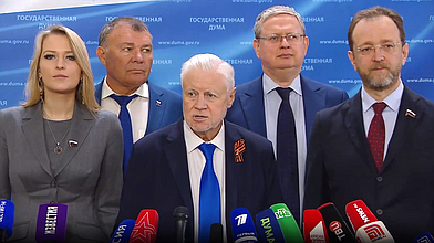 Пресс-подход представителей фракции "Справедливая Россия - За правду"