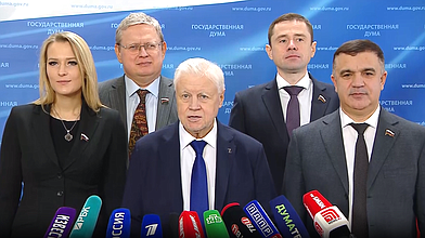 Пресс-подход представителей фракции "Справедливая Россия - За правду"