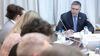 Заседание рабочей группы Комитета по экологии, природным ресурсам и охране окружающей среды по выработке предложений по оздоровлению Каспийского бассейна