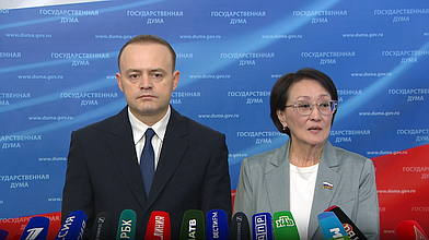 Пресс-подход представителей фракции "Новые люди"