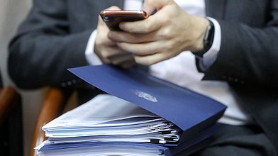 Заседание рабочей группы Комитета по защите семьи, вопросам отцовства, материнства и детства по разработке законодательных мер, направленных на поэтапное снижение задолженности по ипотечным кредитам, в зависимости от количества детей в семье, с участием представителей государственных органов Республики Беларусь