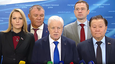 Пресс-подход представителей фракции "Справедливая Россия - За правду"