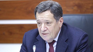 Заседание Комитета по бюджету и налогам (1 часть)