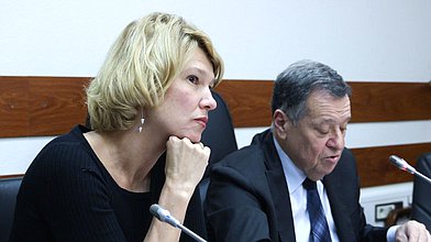 Заседание Комитета по бюджету и налогам: рассмотрение проекта государственной программы РФ "Развитие сельского хозяйства и регулирования рынков сельскохозяйственной продукции, сырья и продовольствия"