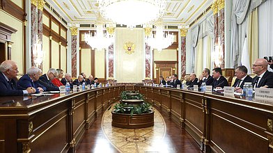 Встреча Председателя Правительства РФ Михаила Мишустина с членами фракции "Справедливая Россия" в преддверии отчета Правительства РФ за 2025 год