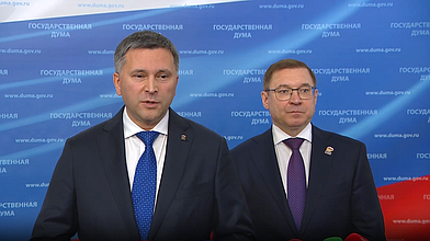 Пресс-подход представителей фракции "Единая Россия"