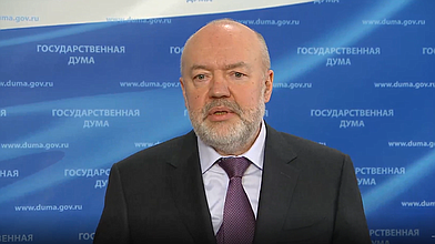 Пресс-подход Председателя Комитета по государственному строительству и законодательству Павла Крашенинникова