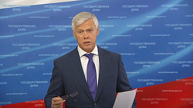 Пресс-подход представителя фракции "Справедливая Россия"