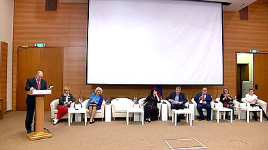 Круглый стол на тему «О доступности, качестве и безопасности дошкольного и школьного питания в г.Москве»